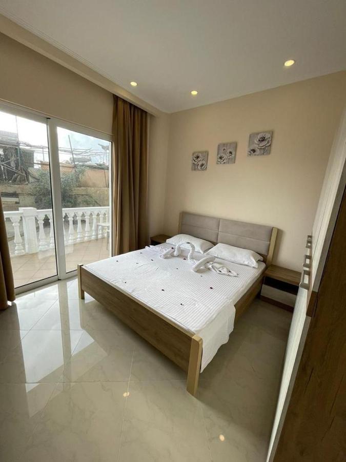 Seaside Apartmens Саранда Екстер'єр фото