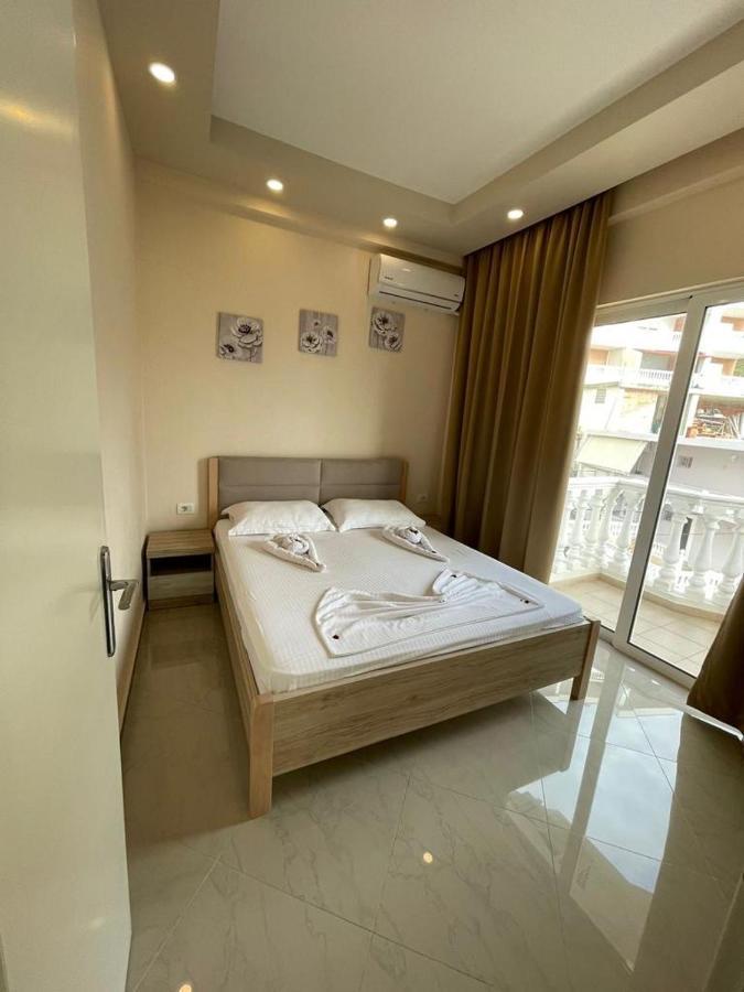 Seaside Apartmens Саранда Екстер'єр фото